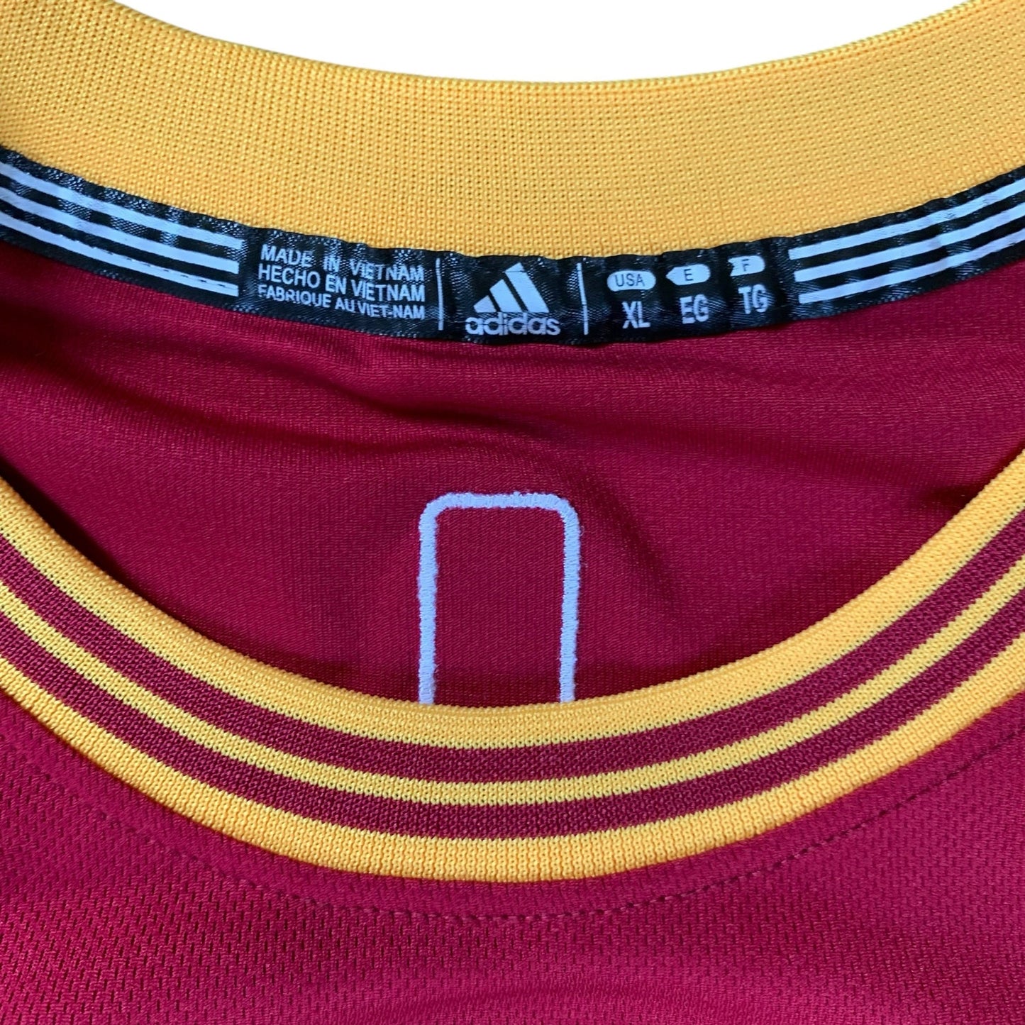 LeBron James Cleveland Cavaliers #23 Jersey - XL