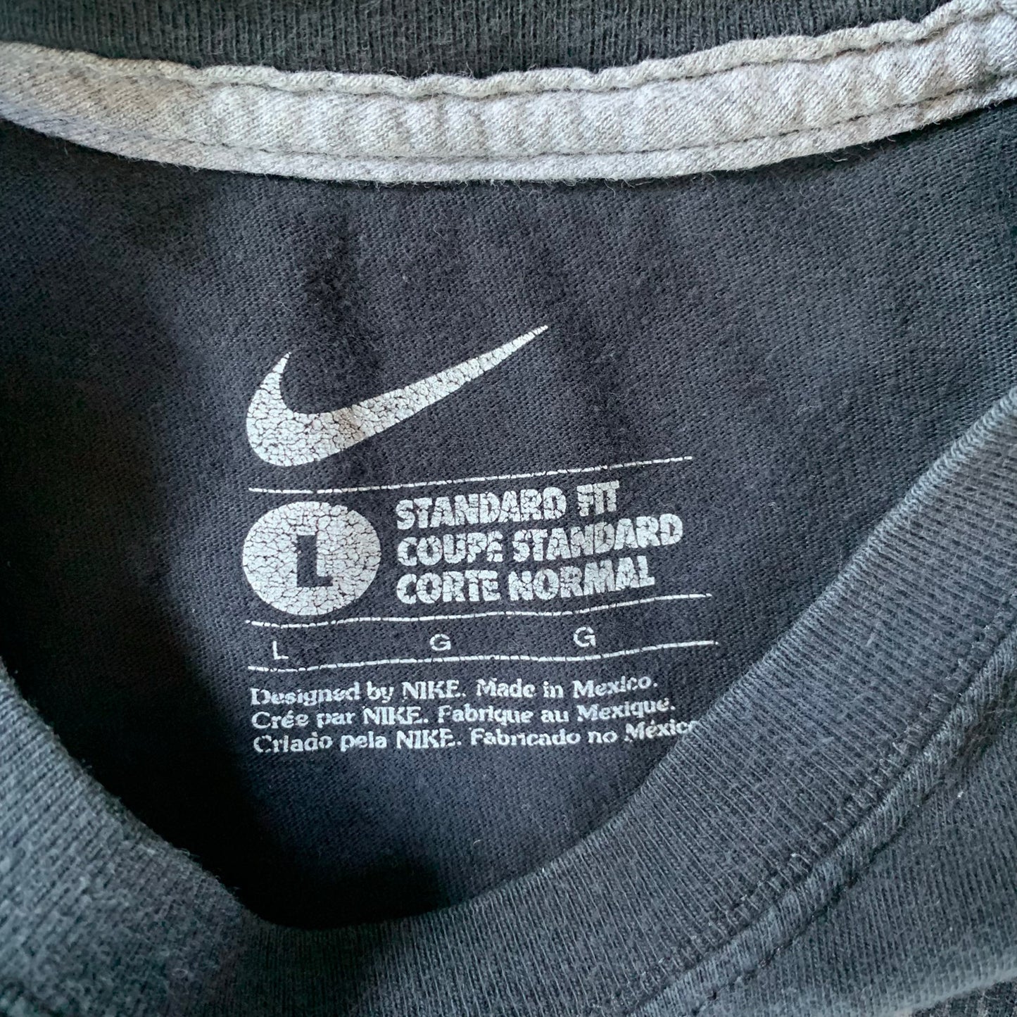 Nike Football Graphic T-Shirt - Large